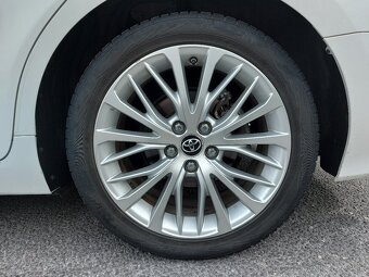 Toyota Camry 2.5 Benzin-Hybrid, Executive, 131 kW - 19
