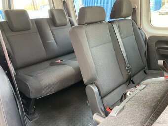 VOLKSWAGEN CADDY MAXI 2,0TDi 7míst NOVÉ ROZOVODY - 19