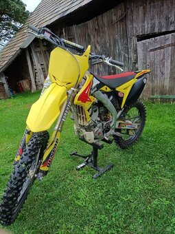Suzuki rmz 250 vhodná na go alebo nd - 19