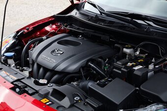 Mazda 2 1.5 Skyactiv-G115 Revolution Top White Leather - 19