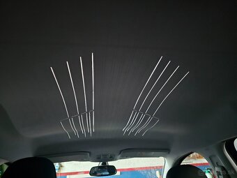 Peugeot 2008 1.2 Full výbava Allure ambilight - 19