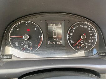 Volkswagen Touran, 1.6 TDI Life BlueMotion,7míst - 19
