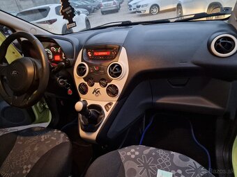 Ford Ka 1.2i Duratec 70k M5 Ambiente (benzín) - 19