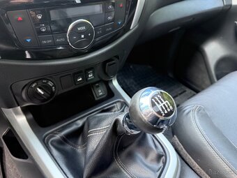 Nissan Navara DoubleCab dCi 190 Tekna 6st.Manual - 19