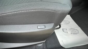 Dacia Duster 1,6SCe 4x4 MT6 1.majiteľ, nové v SR - 19