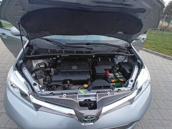 TOYOTA PREVIA/SIENNA LE 3,5 V6 2016 8 MÍST TOP STAV - 19