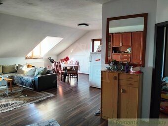 Dvojpodlažná polyfunkčná budova s bytmi, kanceláriou a pi - 19