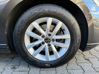 VW Passat B8 Variant 2.0TDI 110kW DSG ACC - záruka Autodraft - 19