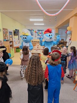 Párty s maskotmi , požičanie maskotov, skakaci hrad - 19