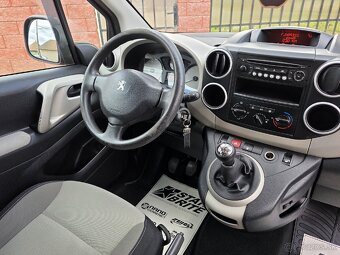 Peugeot Partner Tepee 1.6i Facelift mod. 2014 145 tisíc km - 19
