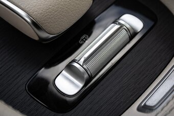 Mercedes-Benz GLS 400 d 4MATIC A/T - 19