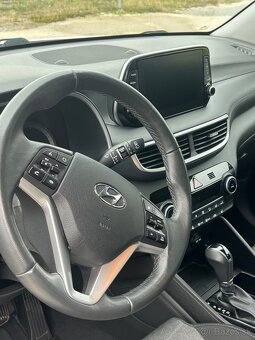 Hyundai tucson - 19