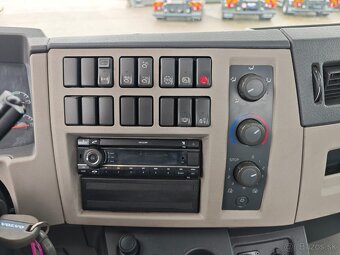 VOLVO FL 240, NOVÝ 8t hákový nosič kontejnerů - 19