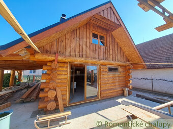 Zrubový domček v tichej časti obce Lehota vhodný na rekreá - 19