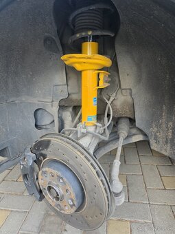 PASSAT VARIANT B8 2,0TDI 110kw DSG HIGHLINEE - 19