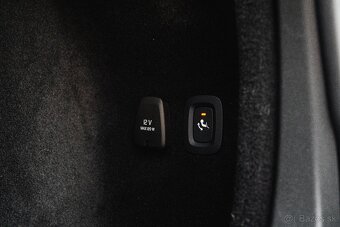 Volvo V60 T6 R-Design - Pohon všetkých kolies - 19