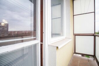 Veľký 3-izbový byt s balkónom blízko stanice, Nové Zámky – 8 - 19