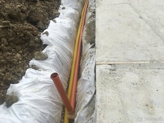 Kanalizačné a vodovodné prípojky - 19