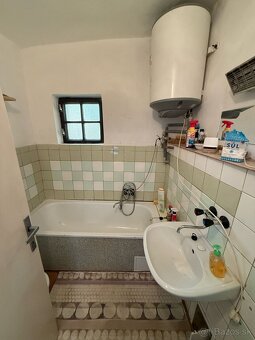 Závada - Rodinný dom na predaj, 1480 m2 pozemok - 19