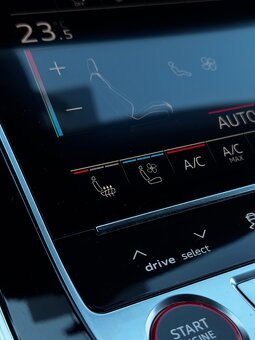 Audi SQ7 4.0 TFSi, 373kW, 7 miest - 19