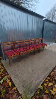 Predám veľký roztahovaci stôl a 6 x stoličky. - 19