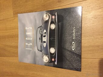 katalogy sothebys christies - 19