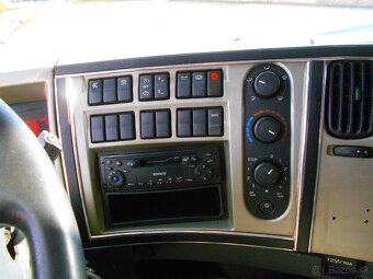 RENAULT PREMIUM - 19
