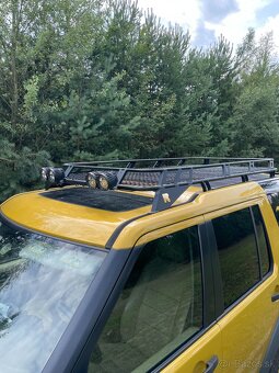 Expedičný LAND ROVER DISCOVERY 3 - 19