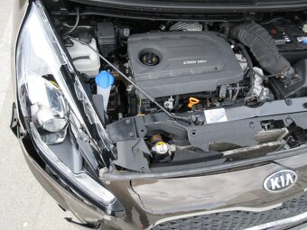 Kia Carens 1.7 CRDi odp. DPH - 19