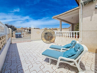 Rodinný dom 3+kk Torrevieja-Los Frutales, Španielsko - 19