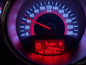 Predám  Kiu Sorento rv 2011,145kw - 19