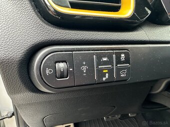 Kia XCeed 1.4 T-GDi Platinum A/T - 19