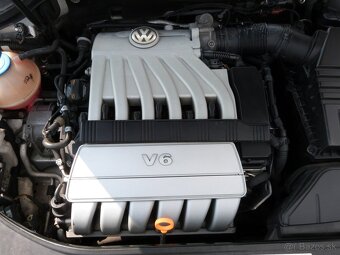 Volkswagen Passat Variant 3.2 V6 Highline 4-Motion DSG - 19