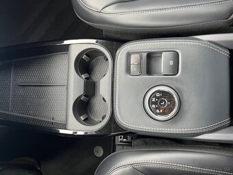 Ford Mustang Mach-E RWD - 19