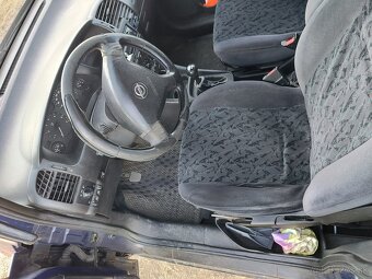 Opel Zafira 1.6 benzín/LPG - 19