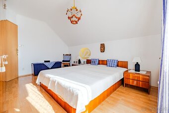 Na PREDAJ 4i rodinný dom s garážou 132 m2 v centre Nitry - K - 19