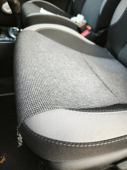 Toyota Yaris 2019 - automat benzín 1.5 - 19
