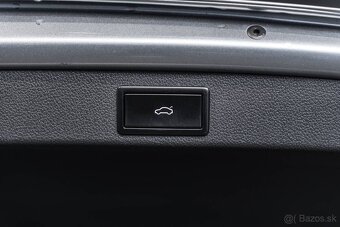 Škoda Superb Combi 1.8 TSI Style, Adaptívny podvozok - 19