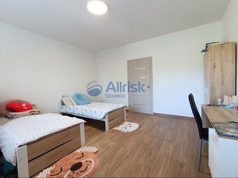 NOVÁ CENA Predaj domu s dvomi bytovými jednotkami na Chrenov - 19