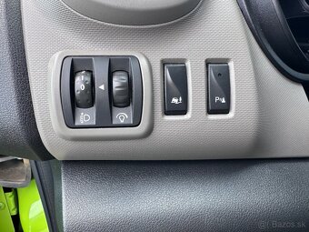 Renault Trafic 1.6dCi 92kw, 8 míst, SERVIS, ČR - 19