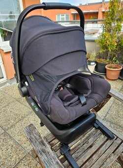 Bugaboo Donkey 3 + 4 krabice oblečenia a topánok GRÁTIS - 19