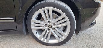 Škoda Superb 2.0 Style DSG - 19