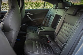 Opel Insignia 2.0 Turbo 250k ECOTEC Sport 4x4 AT6 - 19