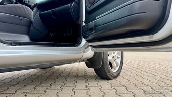LAND ROVER FREELANDER  S 4x4 2.0 Td4 Experience A/T 2003 - 19