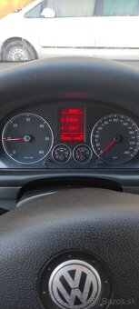 Volkswagen Touran 1.9 TDI - 19