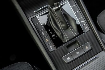 Škoda Superb Combi SPORTLINE 2.0TDI DSG 4x4 - 19