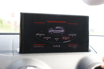 Audi A3 Sportback 2.0 TDI DPF 184k Ambiente quattro S tronic - 19