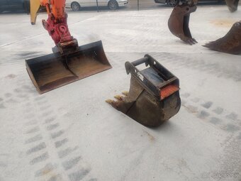 Pásový minibagr DOOSAN DX85R-3 - 19