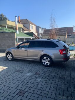 Škoda Octavia combi 2.0 DSG - 19