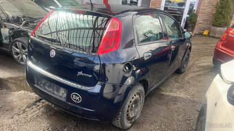 Fiat grande Punto 1,2i 48kw - 19